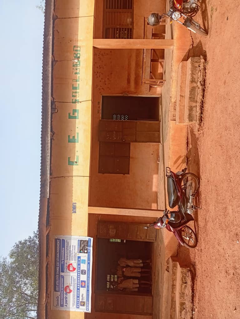 Cour CEG à Dassa Zoumé